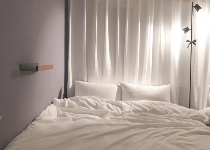 Jinique In Cozy ,2 ,3 Queen Beds, Gyeongbokgung Mrt 10min ,6person Possible,restaurant Street,hanbok Trip,near Gwanghwamun And Gyeongbokgung Palace * Seul