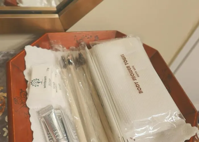 Jinique In Cozy ,2 ,3 Queen Beds, Gyeongbokgung Mrt 10min ,6person Possible,restaurant Street,hanbok Trip,near Gwanghwamun And Gyeongbokgung Palace